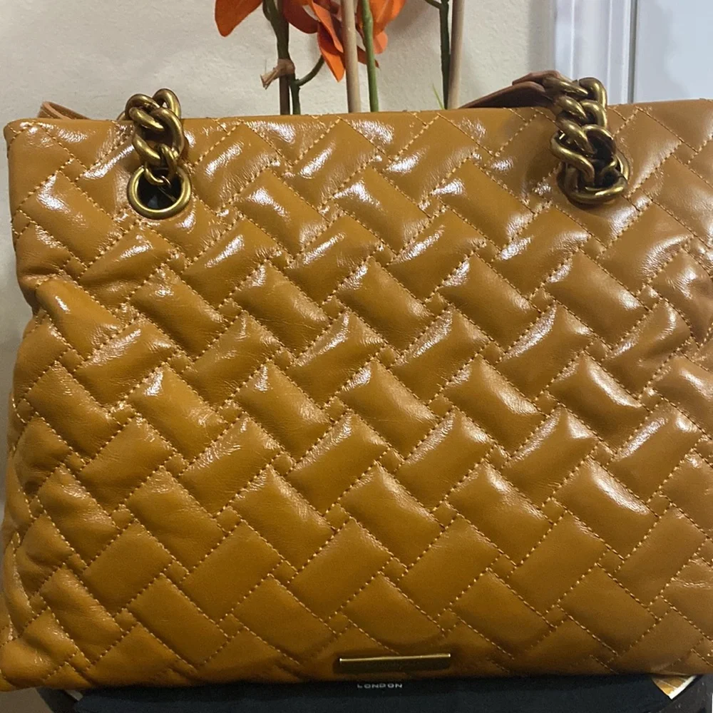 Kurt Geiger Kensington Quilted Leather Tote - Picture 3 of 13